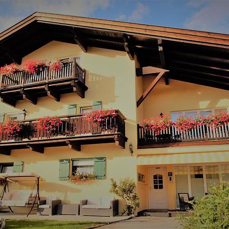Alpenlandhaus Menardi Seefeld in Tirol Buitenkant foto