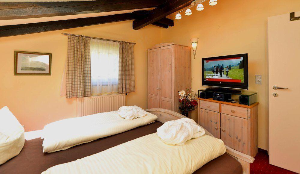 Alpenlandhaus Menardi Seefeld in Tirol Buitenkant foto